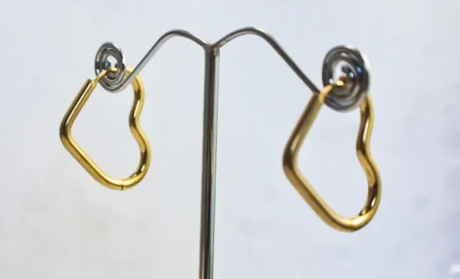 Comment bien entretenir ses bijoux en acier inoxydable à la Réunion Saint-Denis 974?, Saint-Denis, ReuniVente.re